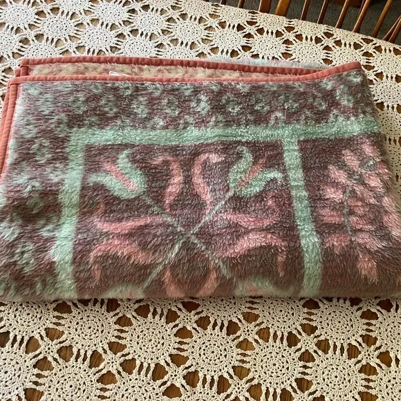 Vintage Biederlack Reversible Blanket Throw Cottage Vibe Pinks & Blues Florals - Picture 7 of 11